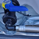 Priključek za IBC cisterno s fleksibilno kovinsko cevjo 34 (75 cm) pod kotom 90 stopinj