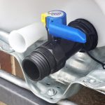 Podaljšek ventila IBC S60x6 STRONG SHORT, črn PP, z EPDM tesnilom